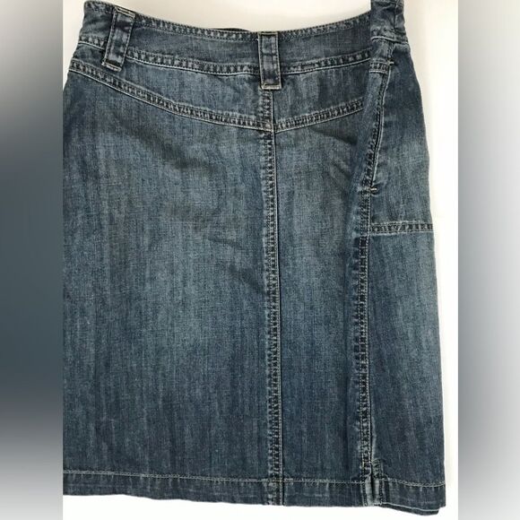 Talbots Denim Mini Skirt Pockets EUC Size 6 - Picture 2 of 6